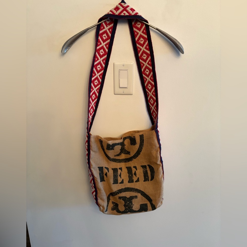 TORY BURCH X FEED for Holt Renfrew Wayuu BAG *RARE*